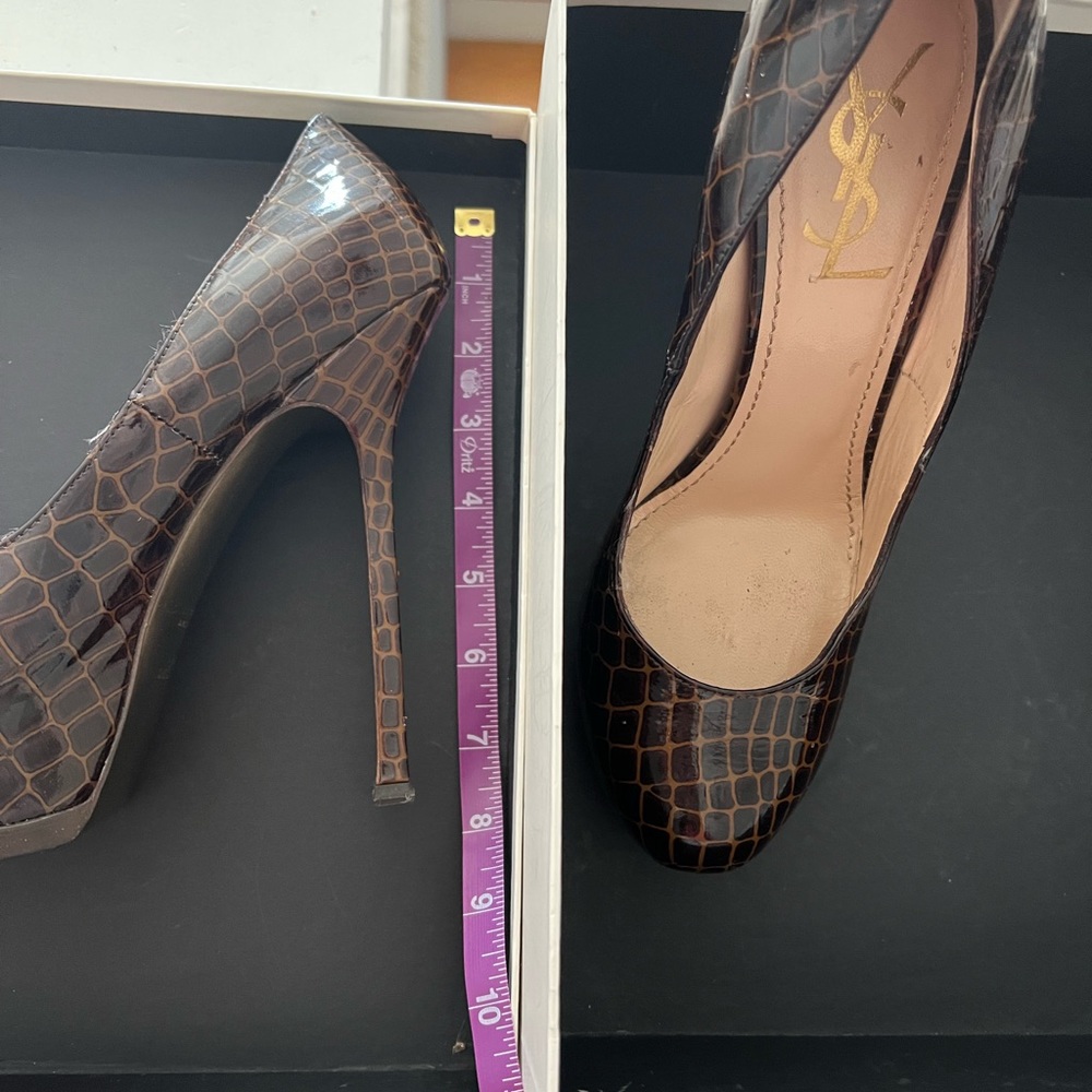 Yves Saint Laurent Authentic